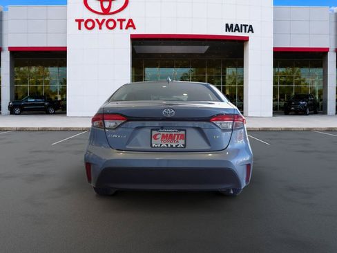 Used 2024 Toyota Corolla LE FWD image 8