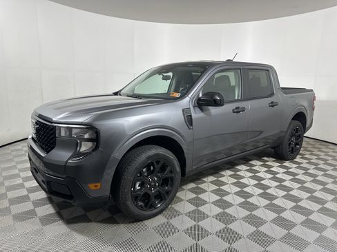 New 2025 Ford Maverick XLT w/ XLT Luxury Package image 3