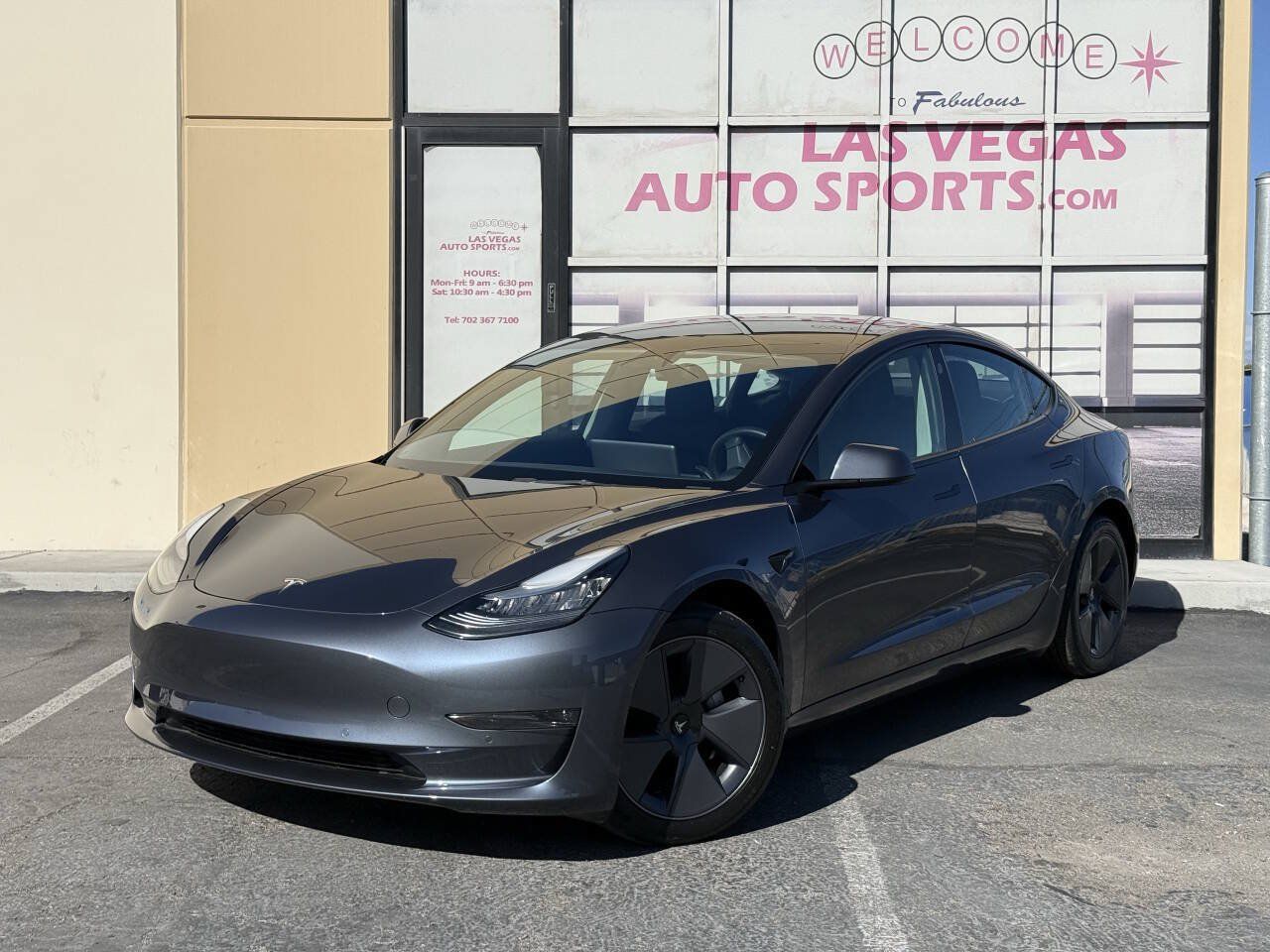 Used 2022 Tesla Model 3 Long Range AWD/4WD image 4