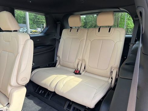 Used 2025 Jeep Grand Cherokee L Limited w/ Luxury Tech Group II AWD/4WD image 22