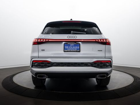Used 2025 Audi Q5 Premium Plus w/ Premium Plus AWD/4WD image 22