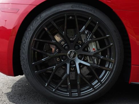 Used 2018 Audi R8 V10 plus w/ Full Leather Package image 6