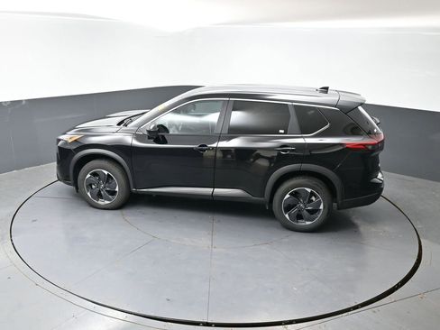 Used 2025 Nissan Rogue SV AWD/4WD image 47