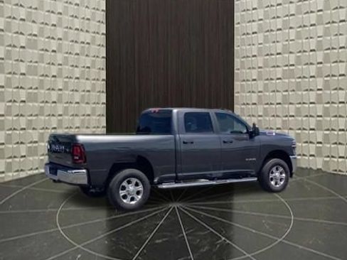 Certified 2025 RAM 2500 Big Horn AWD/4WD image 4