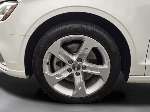 Used 2018 Audi A3 2.0T Premium image 31
