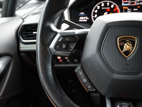 Used 2015 Lamborghini Huracan LP 610-4 AWD/4WD image 23