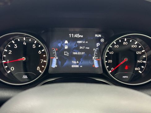 Used 2020 Jeep Compass Latitude w/ Popular Equipment Group FWD image 22