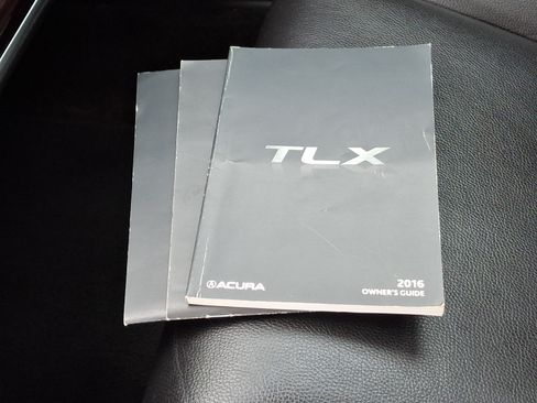 Used 2016 Acura TLX V6 FWD image 26