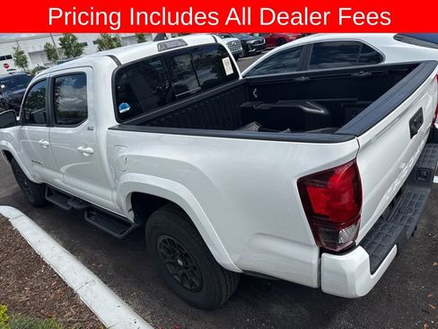 Used 2022 Toyota Tacoma SR5 w/ Technology Package RWD image 7
