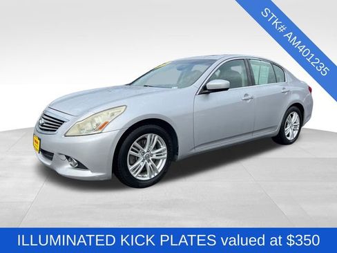 Used 2010 INFINITI G37 Journey w/ Premium Pkg image 3