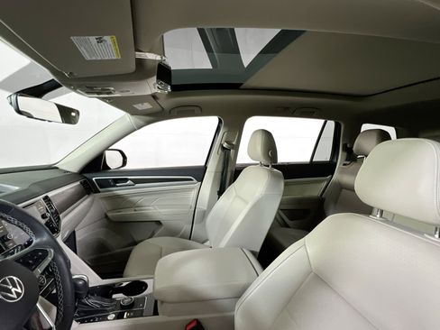 Used 2023 Volkswagen Atlas SE image 21