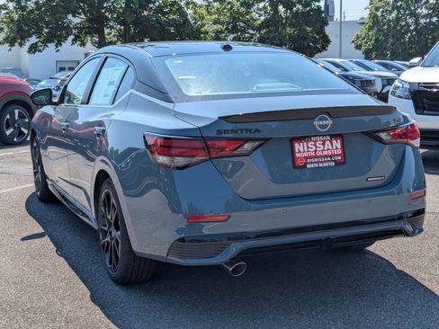 New 2025 Nissan Sentra SR w/ Midnight Edition image 8