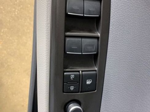 Used 2023 Toyota Camry XSE w/ Cold Weather Package image 17