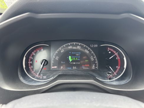 Used 2023 Toyota RAV4 XLE w/ Convenience Package AWD/4WD image 21