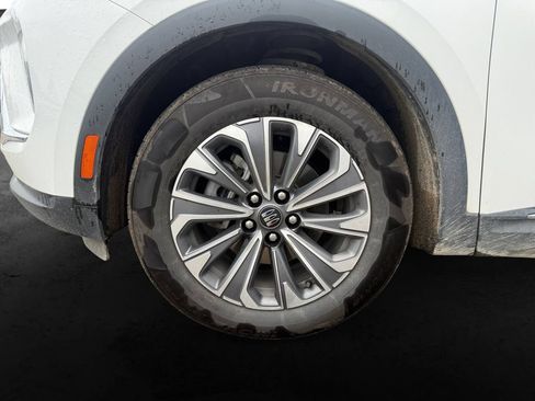 Used 2024 Buick Envision Preferred AWD/4WD image 12