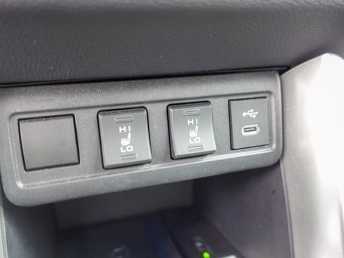 Certified 2023 Toyota Corolla Cross XLE w/ Convenience Package image 24