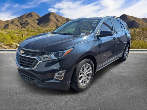 Used 2018 Chevrolet Equinox LT w/ Sun & Infotainment Package image 2