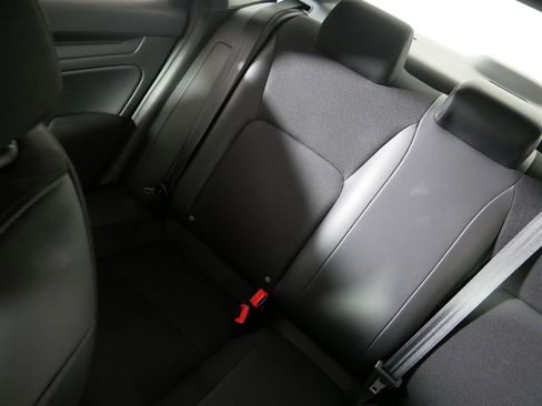 Used 2023 Honda Civic Sport image 12