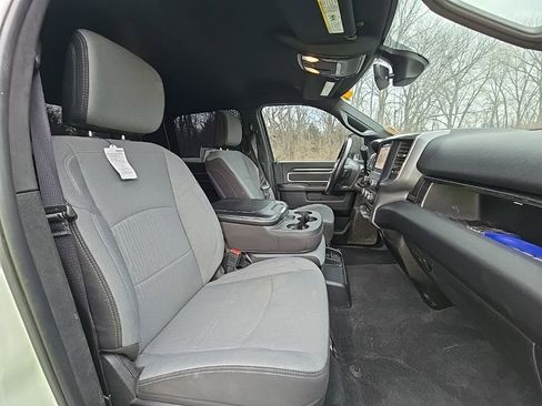 Used 2024 RAM 2500 Big Horn image 19