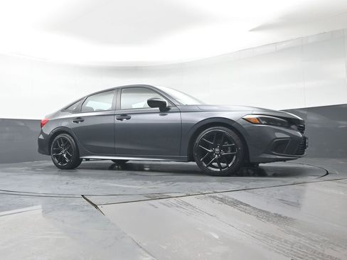 Certified 2024 Honda Civic Sport image 31