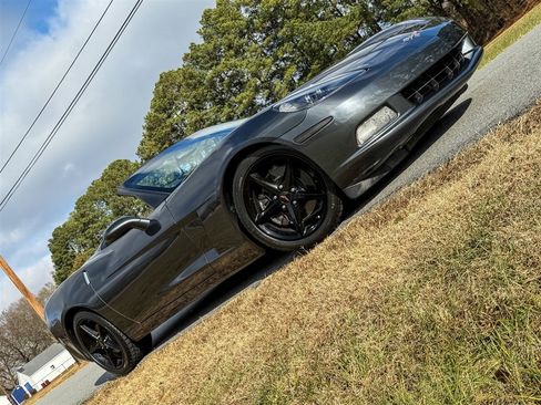 Used 2013 Chevrolet Corvette Convertible image 32