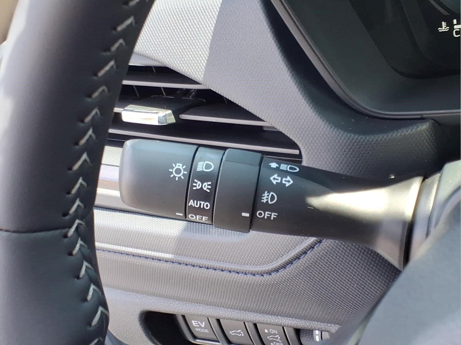 New 2026 Subaru Forester Premium AWD/4WD image 19