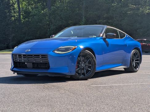 Used 2024 Nissan Z Performance w/ Floor Mat Package image 4