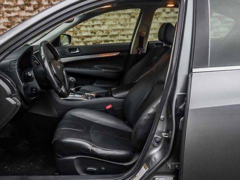 Used 2013 INFINITI G37 x w/ Premium Pkg image 23