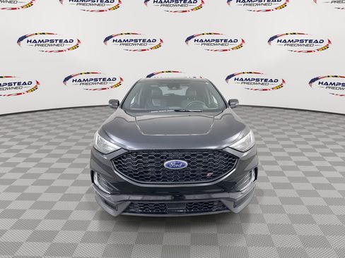 Used 2020 Ford Edge ST w/ Cold Weather Package AWD/4WD image 3