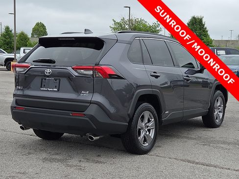 Used 2025 Toyota RAV4 XLE w/ Convenience Package AWD/4WD image 5