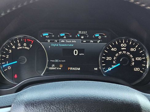 Used 2017 Ford F150 Lariat image 34