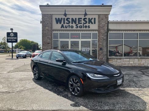 Used 2015 Chrysler 200 S w/ Comfort Group image 1