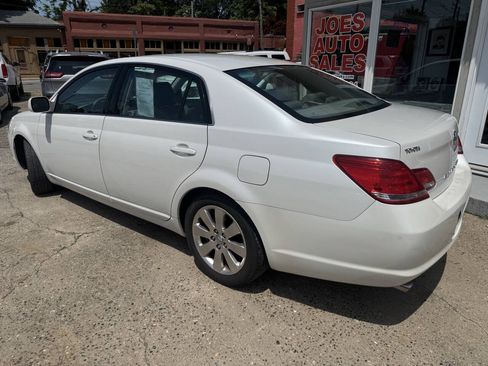 Used 2006 Toyota Avalon XLS FWD image 5
