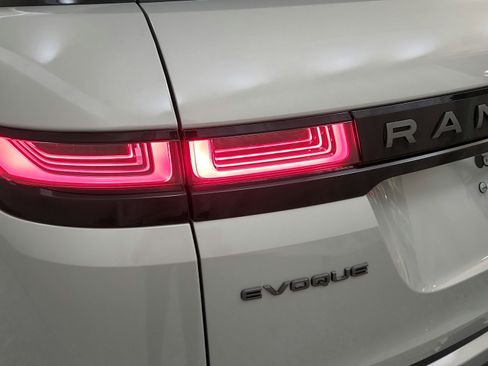 Used 2023 Land Rover Range Rover Evoque R-Dynamic SE AWD/4WD image 29