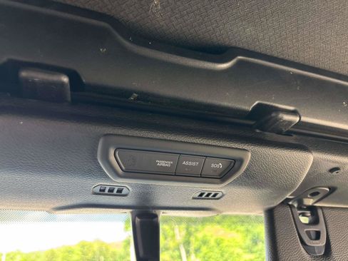 Used 2022 Jeep Wrangler Unlimited Sport AWD/4WD image 30