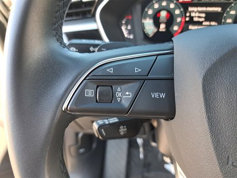 Used 2022 Audi Q3 2.0T Premium w/ Convenience Package image 17