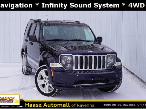 Used 2011 Jeep Liberty Sport image 1
