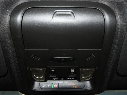 Used 2023 Chevrolet Blazer RS w/ Enhanced Convenience Package FWD image 23
