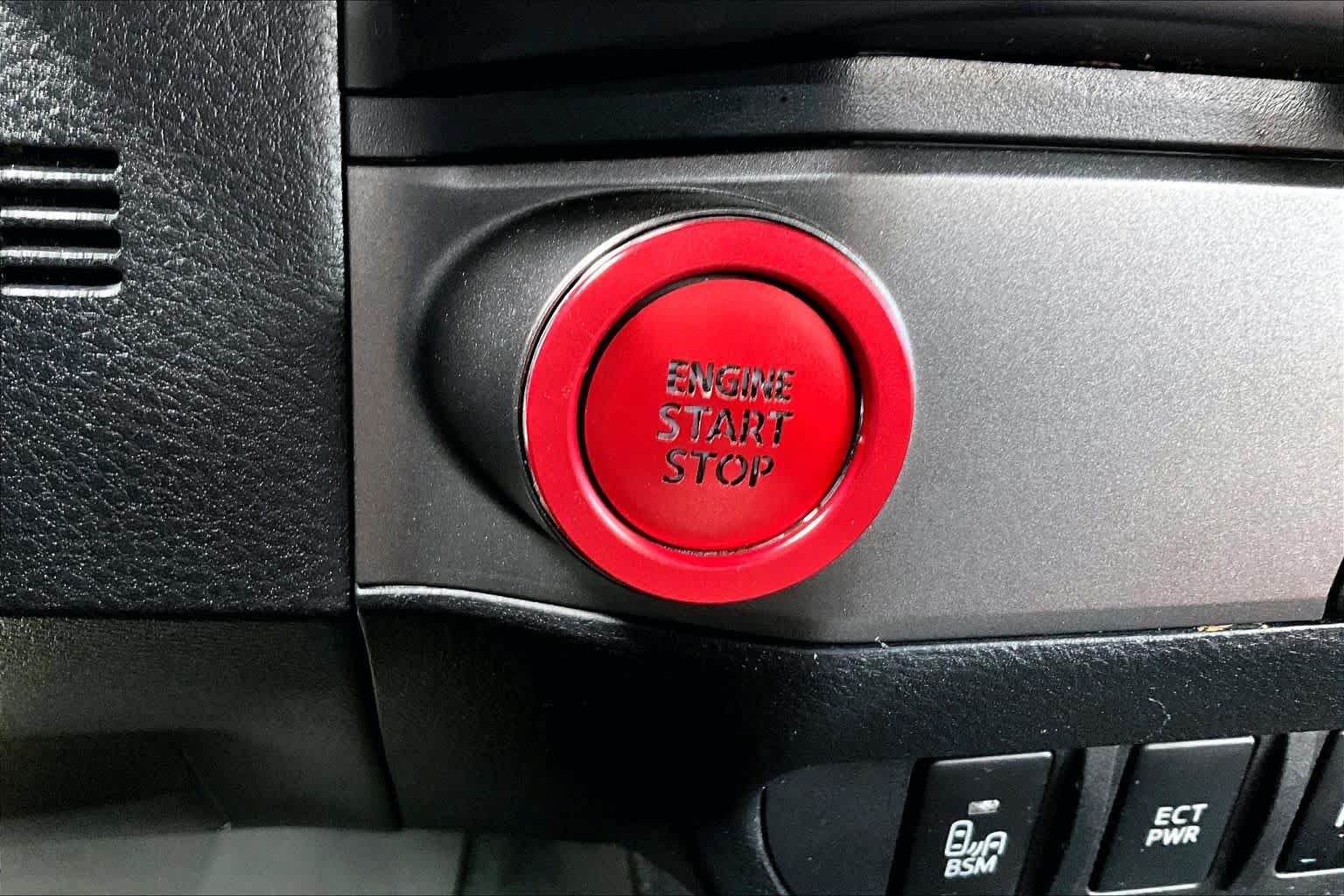Used 2023 Toyota Tacoma TRD Sport w/ TRD Premium Sport Package RWD image 32