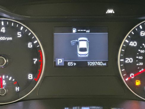 Used 2021 Kia Forte LXS FWD image 21