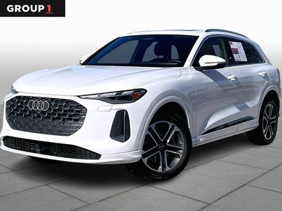 Certified 2025 Audi Q5 Premium w/ Convenience Package