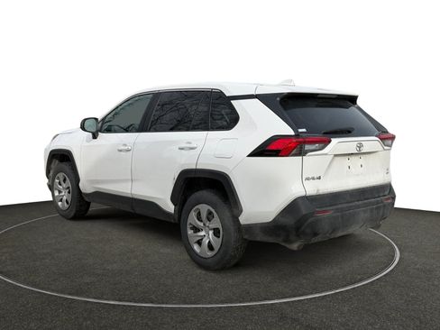 Used 2023 Toyota RAV4 LE image 3