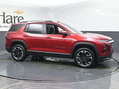 New 2026 Chevrolet Equinox LT image 1