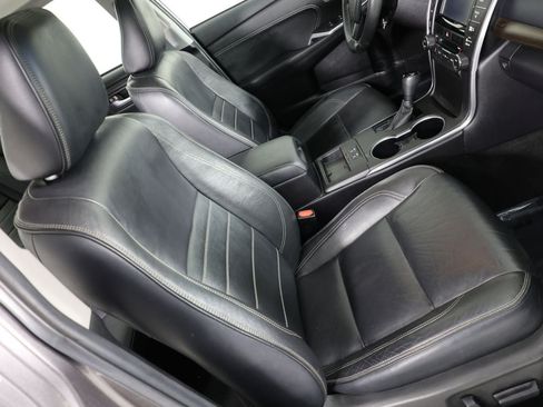 Used 2015 Toyota Camry XLE FWD image 32