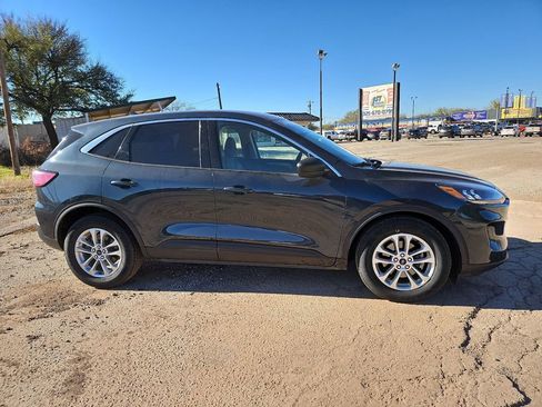 Used 2022 Ford Escape SE w/ Convenience Package image 12