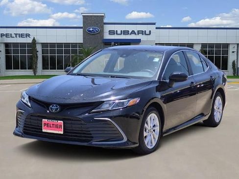Used 2024 Toyota Camry LE FWD image 3