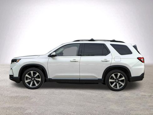 Used 2024 Honda Pilot Elite image 6