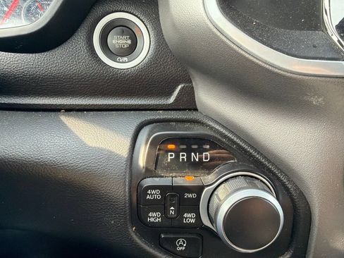 Used 2022 RAM 1500 Big Horn AWD/4WD image 17