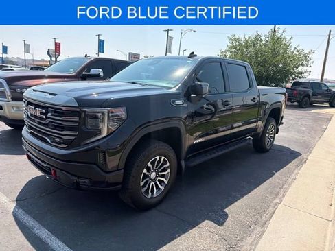 Used 2022 GMC Sierra 1500 AT4 w/ AT4 Premium Package AWD/4WD image 10