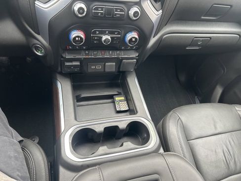 Used 2019 GMC Sierra 1500 SLT w/ SLT Premium Package image 30